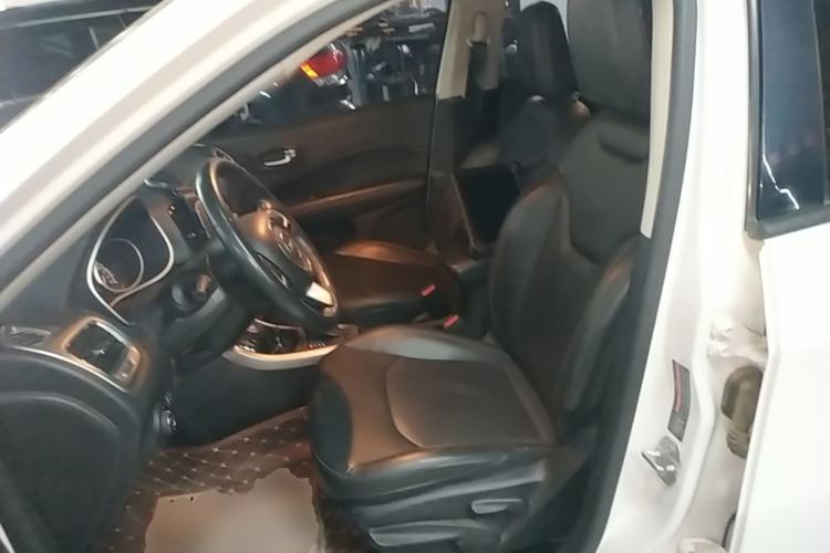 Used Jeep Compass 2017 200T Automatic Family Edition Left Front Seat