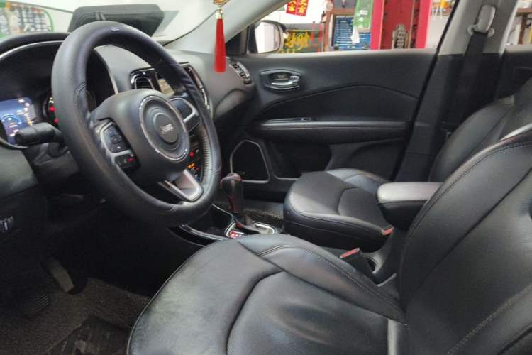 Used Jeep Compass 2017 200T Automatic Prestige Edition Left Front Seat
