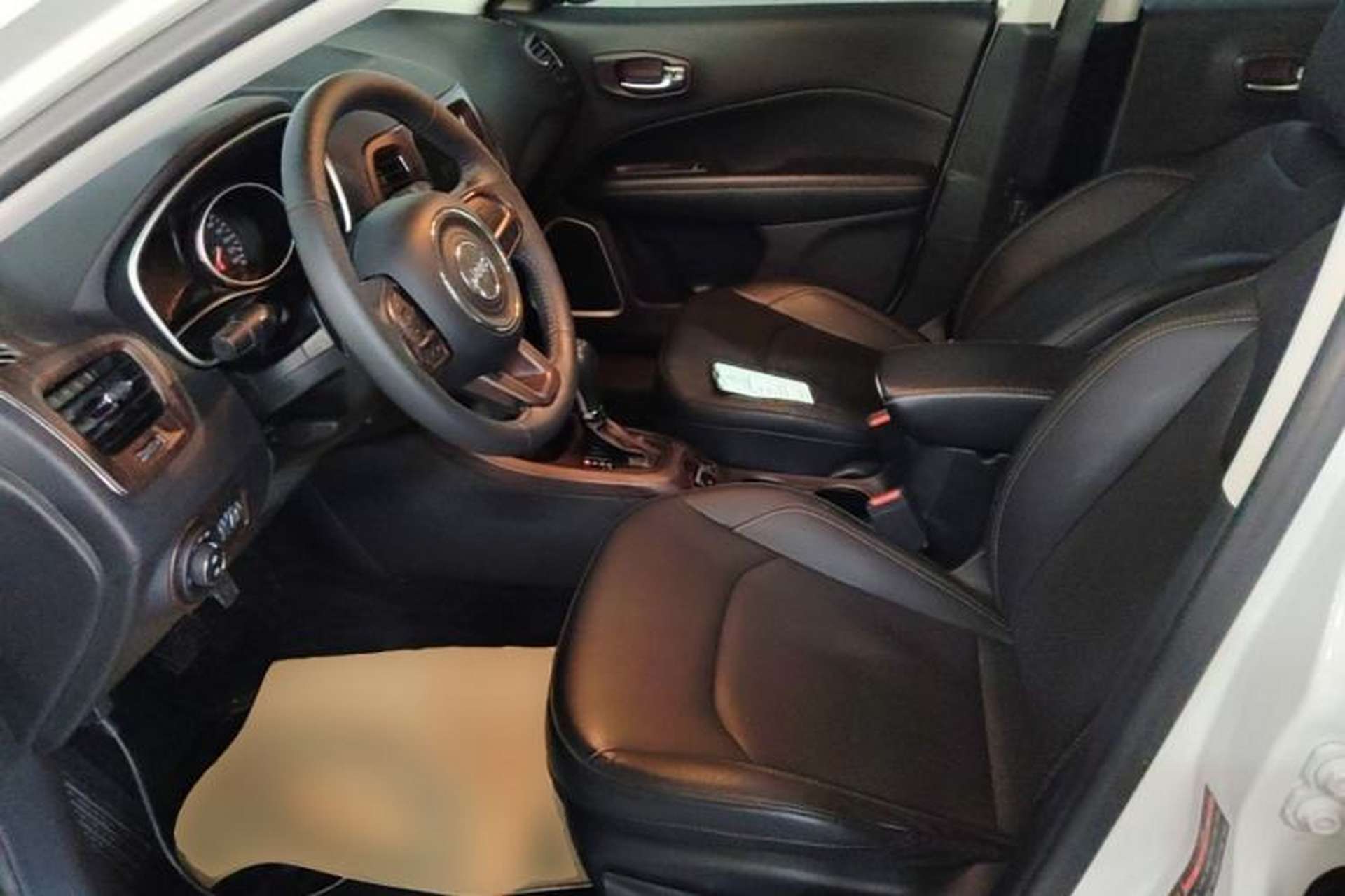 Used Jeep Compass 2017 200T Automatic Family Edition Left Front Seat
