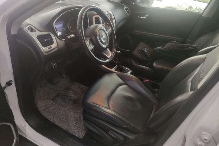 Used Jeep Compass 2017 200T Automatic Family Edition Left Front Seat