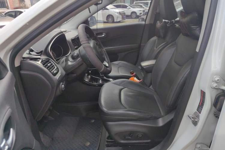 Used Jeep Compass 2017 200T Automatic Prestige Edition Left Front Seat