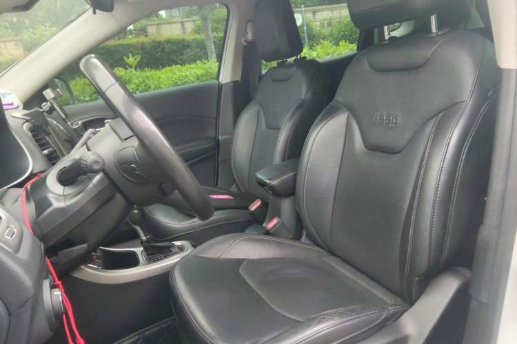 Used Jeep Compass 2017 200T Automatic Family Edition Left Front Seat