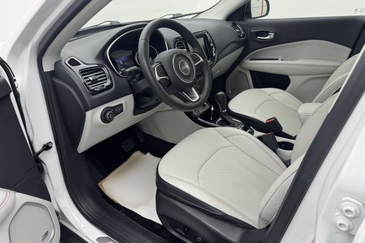 Used Jeep Compass 2017 200T Automatic Prestige Edition Left Front Seat