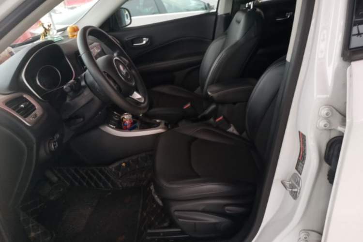 Used Jeep Compass 2017 200T Automatic Enjoyment Version Left Front Seat