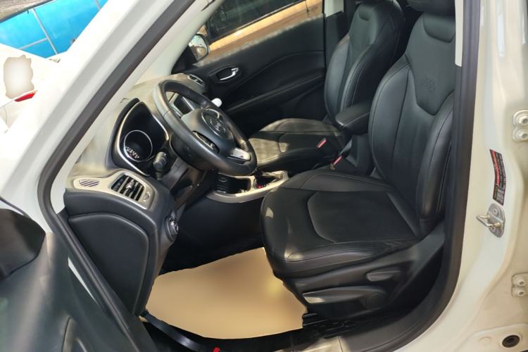 Used Jeep Compass 2017 200T Automatic Family Edition Left Front Seat