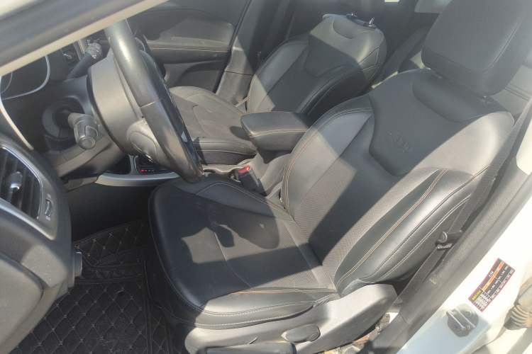 Used Jeep Compass 2017 200T Automatic Family Edition Left Front Seat