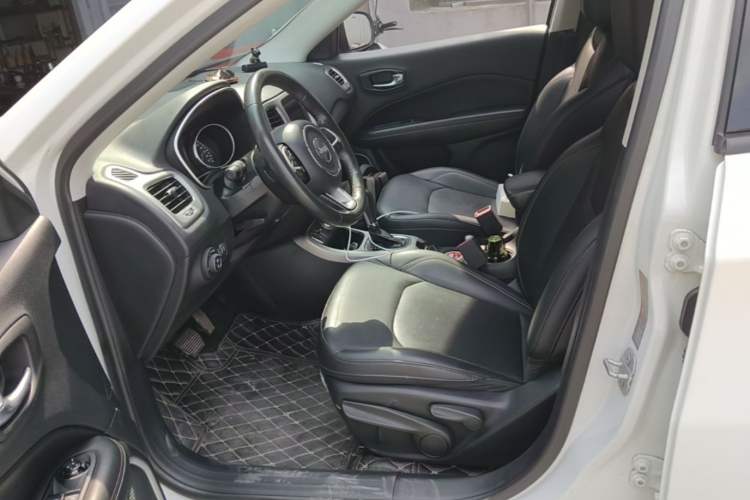 Used Jeep Compass 2017 200T Automatic Family Edition Left Front Seat