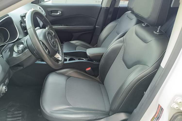 Used Jeep Compass 2017 200T Automatic Enjoyment Version Left Front Seat