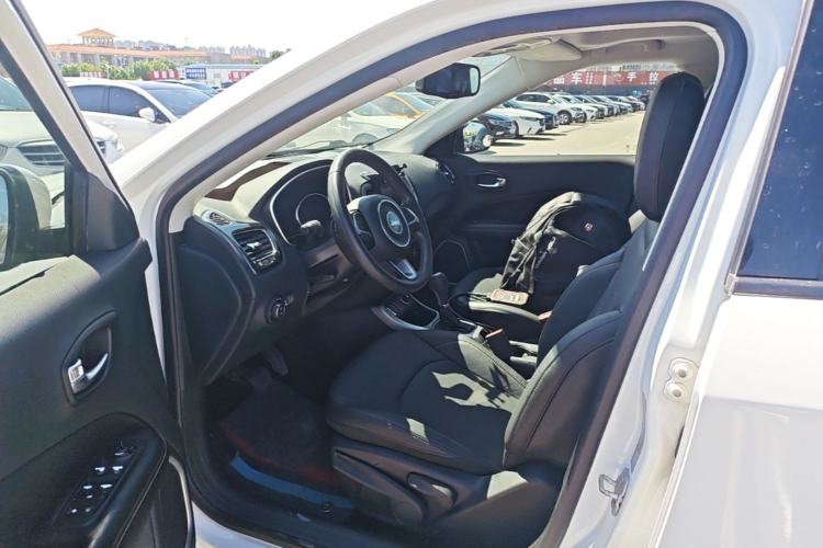 Used Jeep Compass 2017 200T Automatic Family Edition Left Front Seat