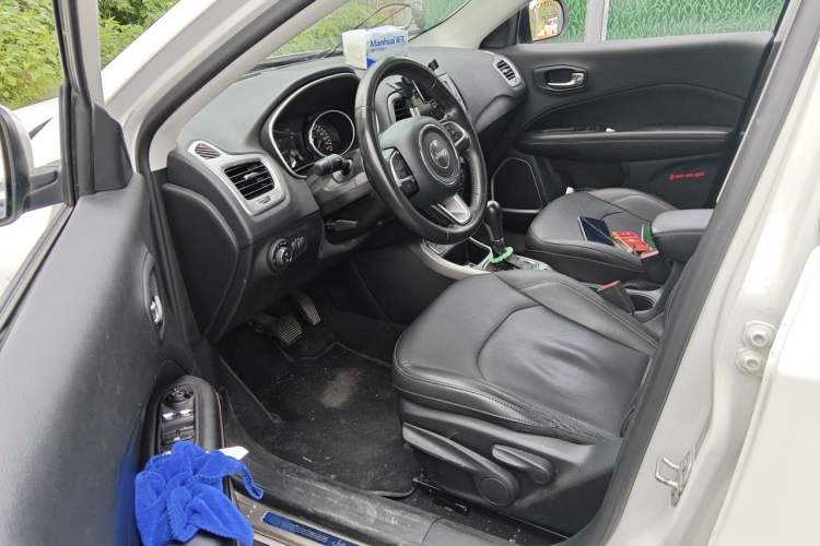 Used Jeep Compass 2017 200T Automatic Family Edition Left Front Seat