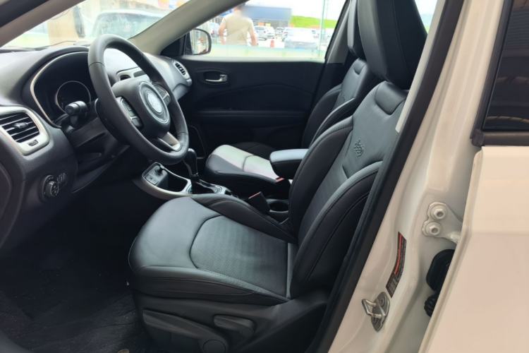 Used Jeep Compass 2017 200T Automatic Family Edition Left Front Seat