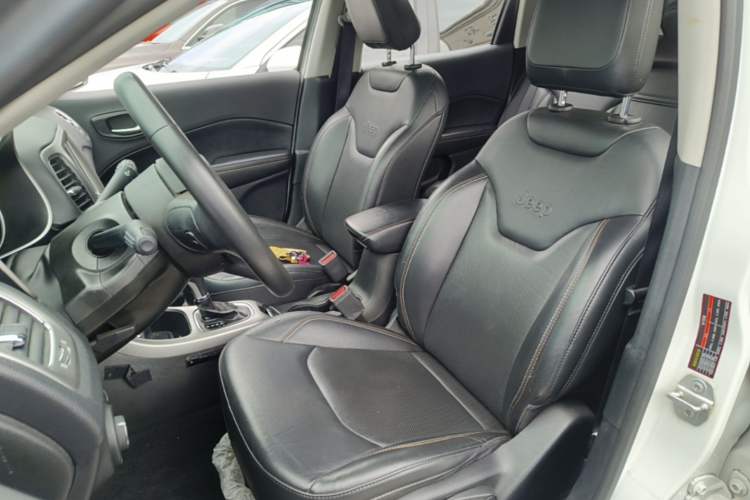 Used Jeep Compass 2017 200T Automatic Family Edition Left Front Seat