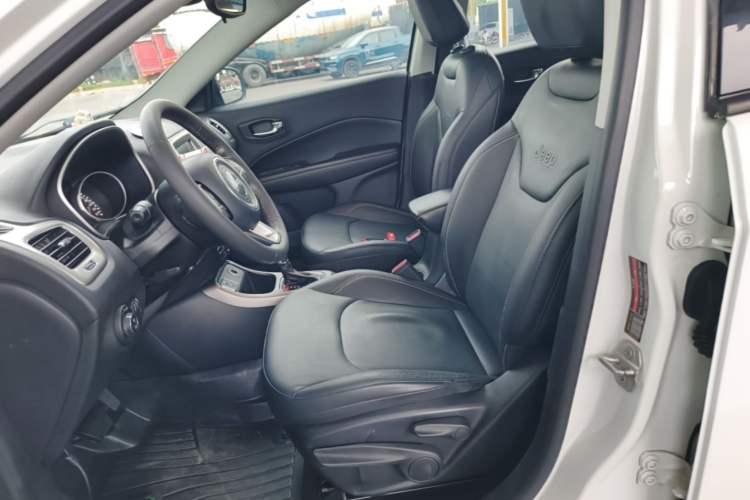 Used Jeep Compass 2017 200T Automatic Family Edition Left Front Seat