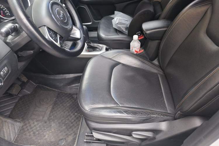 Used Jeep Compass 2017 200T Automatic Family Edition Left Front Seat