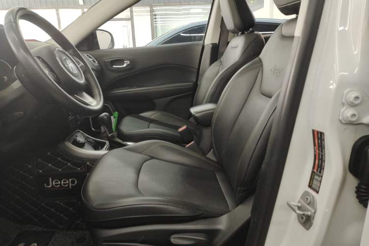 Used Jeep Compass 2017 200T Automatic Family Enjoyment Four-Wheel Drive Edition Left Front Seat