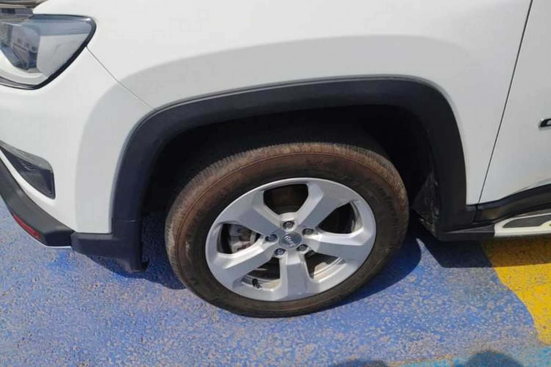 Used Jeep Compass 2017 200T Automatic Family Edition Left Front Wheel Hub
