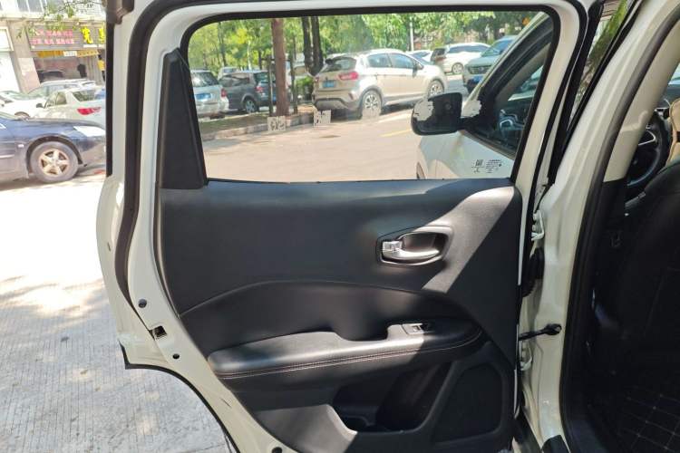 Used Jeep Compass 2017 200T Automatic Family Edition Left Rear Door Interior