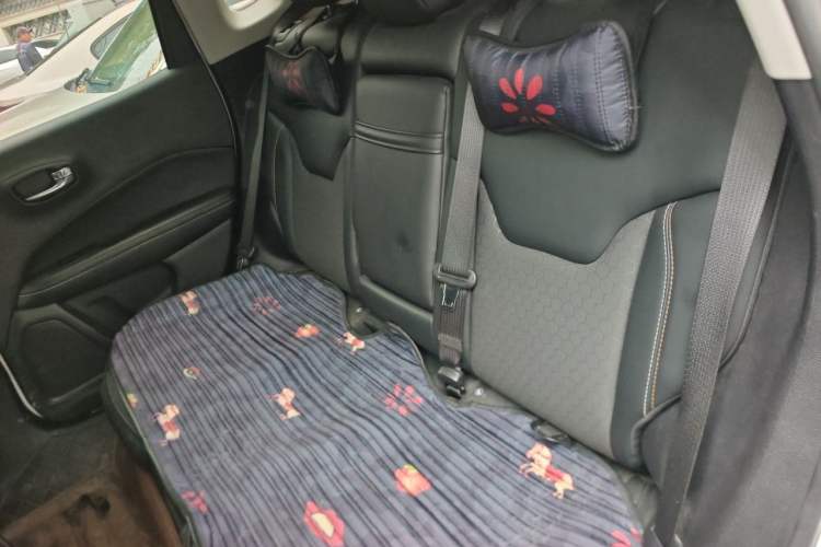 Used Jeep Compass 2017 200T Automatic Enjoyment Version Left Rear Seat
