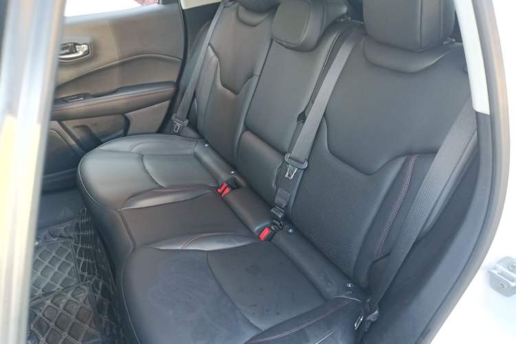 Used Jeep Compass 2017 200TS Automatic High-Performance All-Wheel Drive Edition Left Rear Seat