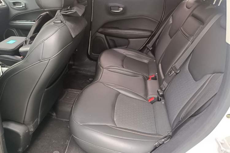 Used Jeep Compass 2017 200T Automatic Enjoyment Version Left Rear Seat