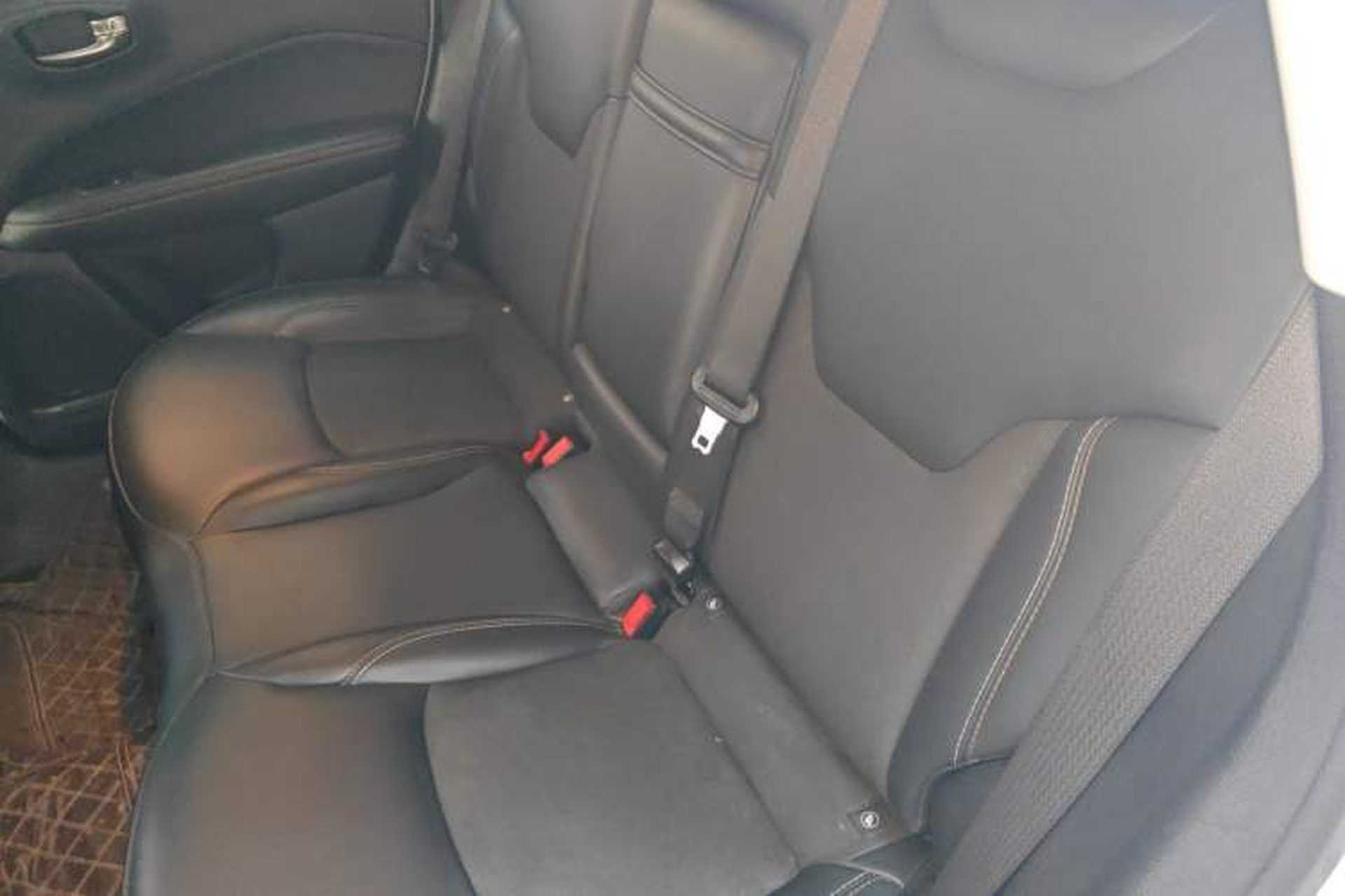 Used Jeep Compass 2017 200T Automatic Enjoyment Version Left Rear Seat