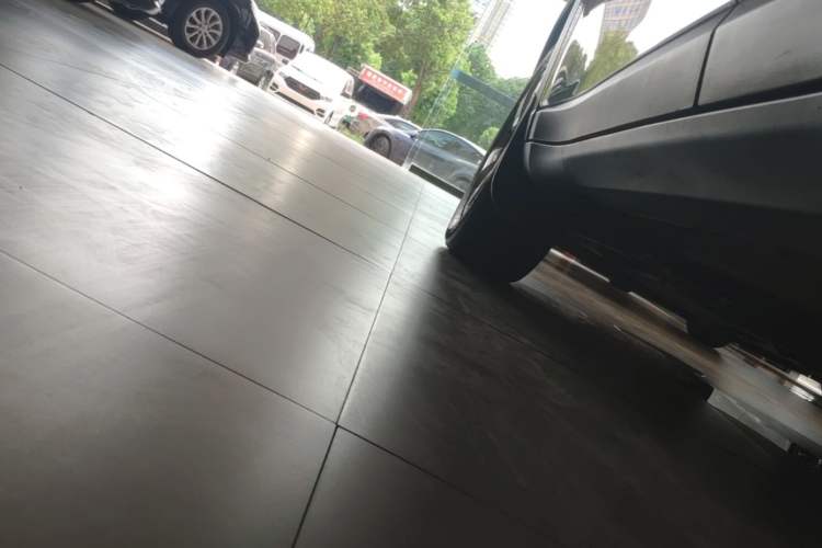 Used Jeep Compass 2017 200T Automatic Family Edition Left Side Sill