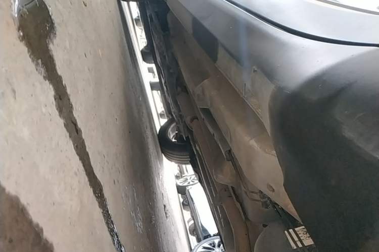 Used Jeep Compass 2017 200T Automatic Prestige Edition Left Side Sill