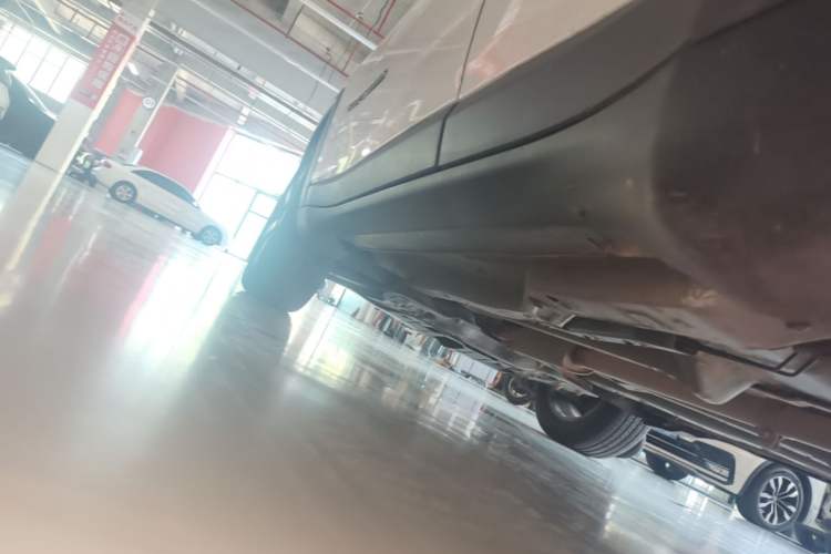 Used Jeep Compass 2017 200T Automatic Family Edition Left Side Sill