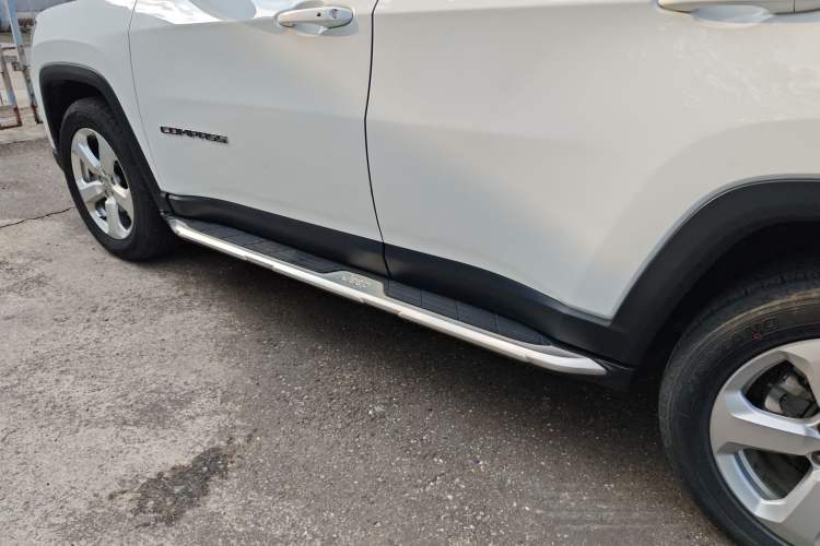 Used Jeep Compass 2017 200T Automatic Family Edition Left Side Sill