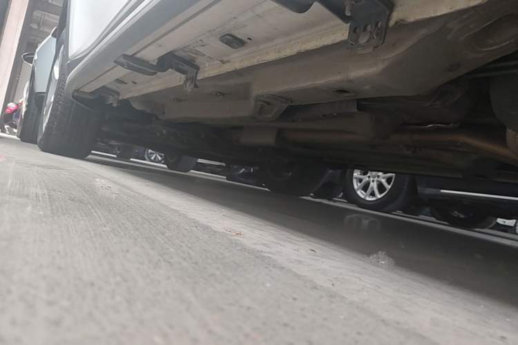 Used Jeep Compass 2017 200T Automatic Family Edition Left Side Sill