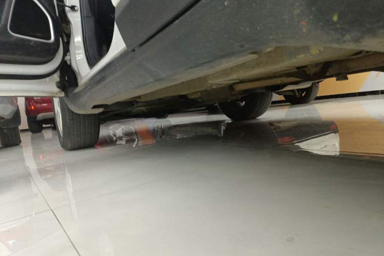 Used Jeep Compass 2017 200T Automatic Family Edition Left Side Sill