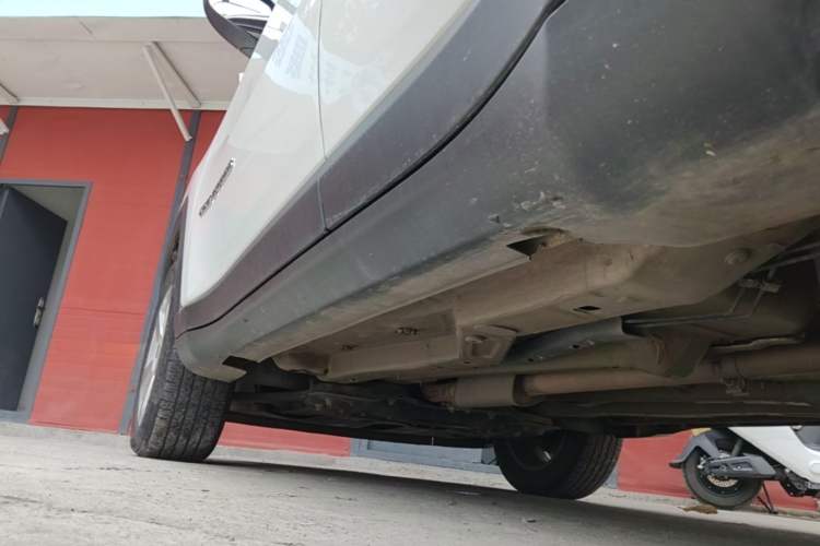 Used Jeep Compass 2017 200T Automatic Family Edition Left Side Sill