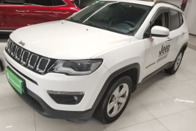 Ojetý Jeep Compass 2017 200T Automatic Enjoyment Version