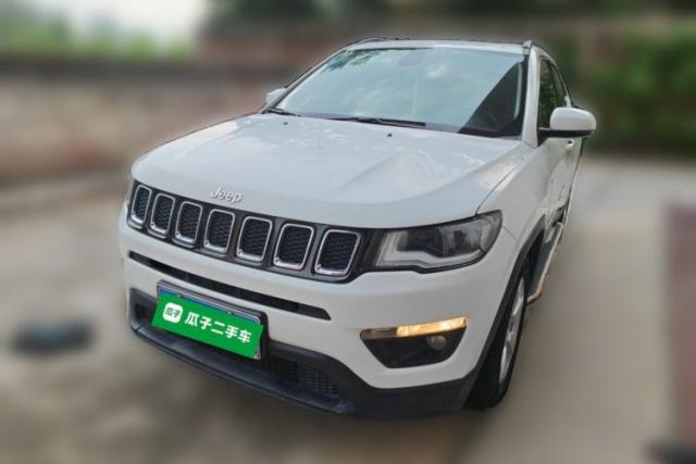 Ojetý Jeep Compass 2017 200T Automatic Enjoyment Version