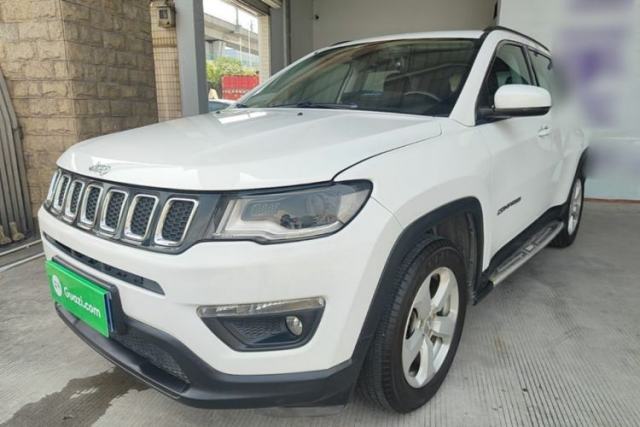 Ojetý Jeep Compass 2017 200T Automatic Family Edition