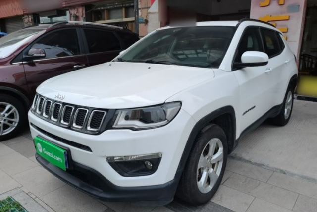 Jeep Compass 2017 200T Automatic Family Edition usado