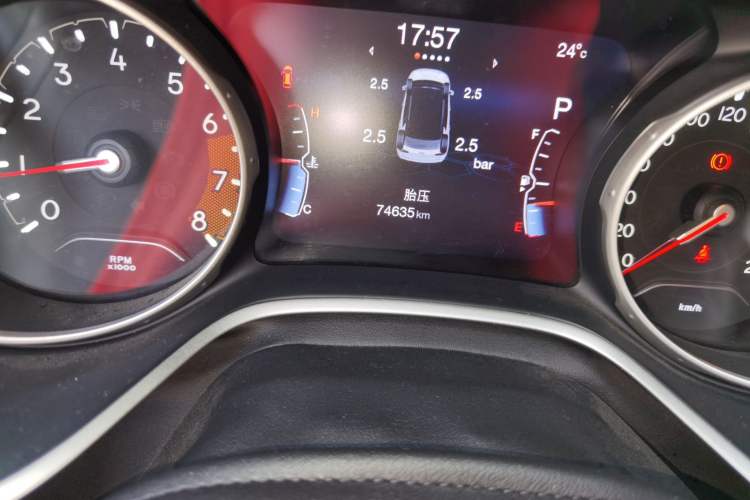 Used Jeep Compass 2017 200T Automatic Family Edition Odometer Close Up