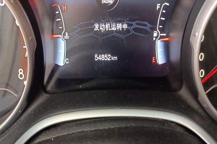 Used Jeep Compass 2017 200T Automatic Prestige Edition Odometer Close Up