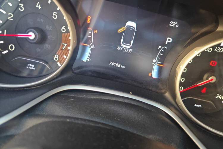 Used Jeep Compass 2017 200T Automatic Family Edition Odometer Close Up