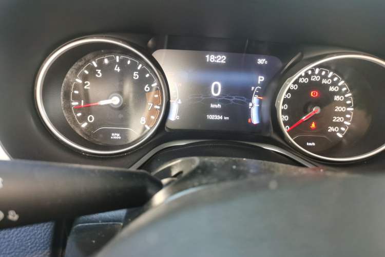Used Jeep Compass 2017 200T Automatic Family Edition Odometer Close Up