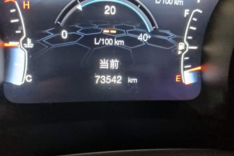 Used Jeep Compass 2017 200T Automatic Family Edition Odometer Close Up