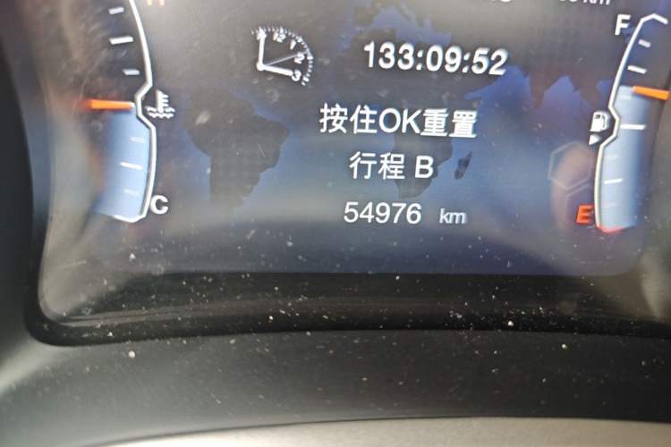 Used Jeep Compass 2017 200T Automatic Family Edition Odometer Close Up