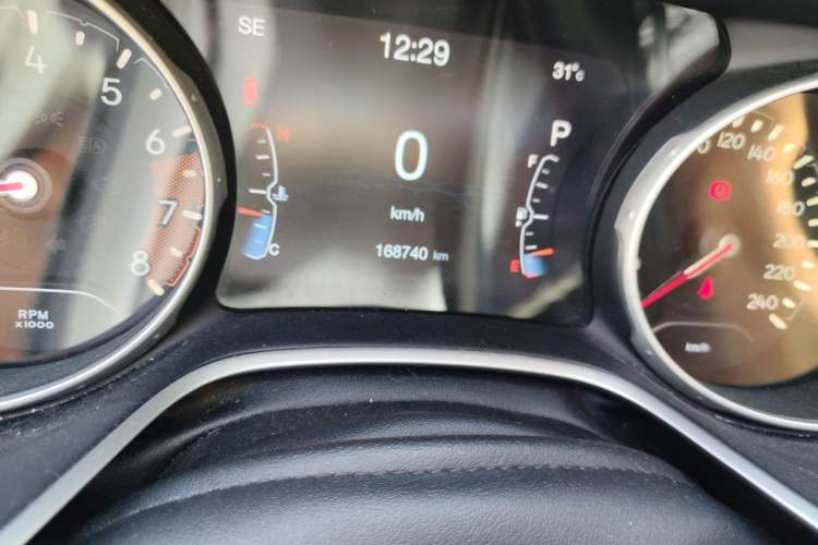 Used Jeep Compass 2017 200T Automatic Family Edition Odometer Close Up