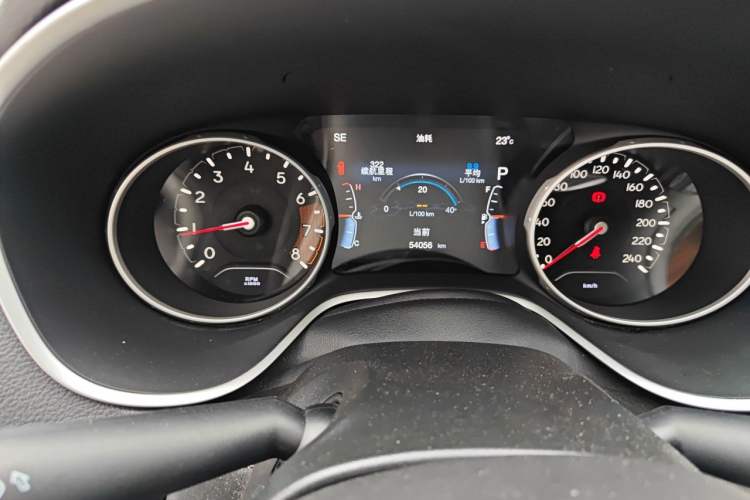 Used Jeep Compass 2017 200T Automatic Family Edition Odometer Close Up