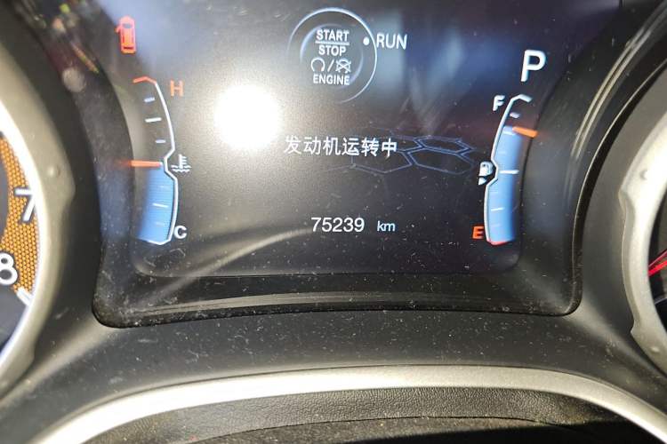 Used Jeep Compass 2017 200T Automatic Prestige Edition Odometer Close Up