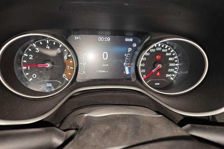 Used Jeep Compass 2017 200T Automatic Family Edition Odometer Close Up