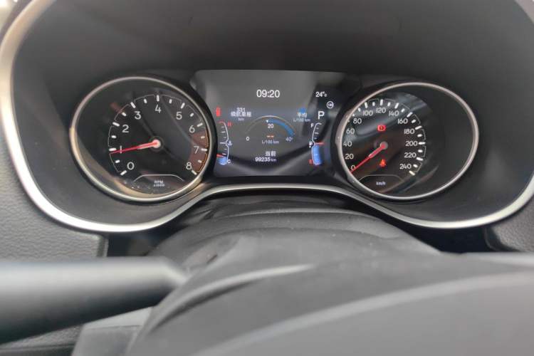 Used Jeep Compass 2017 200T Automatic Prestige Edition Odometer Close Up