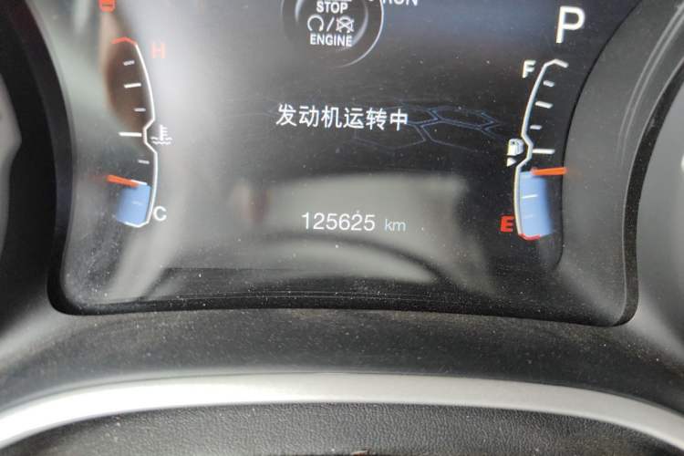 Used Jeep Compass 2017 200T Automatic Family Edition Odometer Close Up