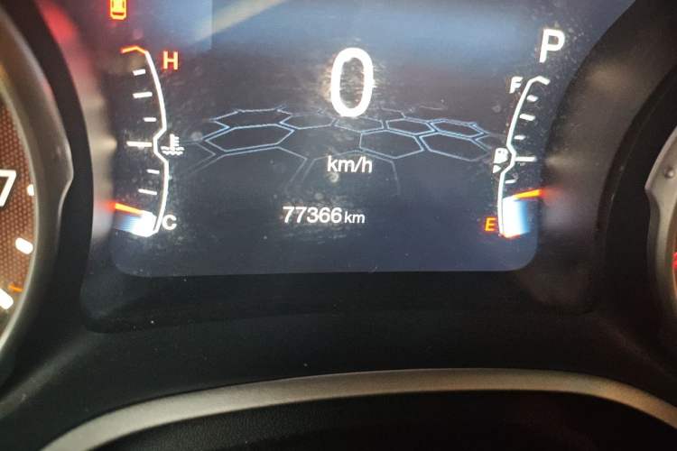 Used Jeep Compass 2017 200T Automatic Family Edition Odometer Close Up