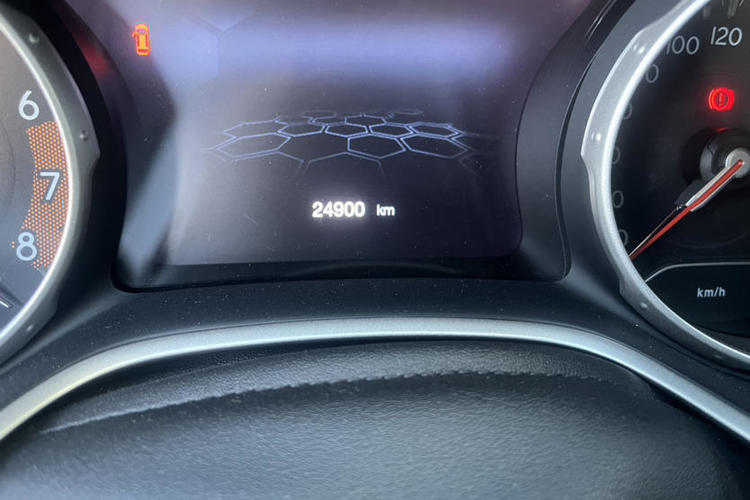 Used Jeep Compass 2017 200T Automatic Family Edition Odometer Close Up